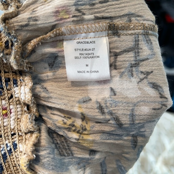 Grace & Lace Multicolor Floral Shorts - Picture 4 of 4